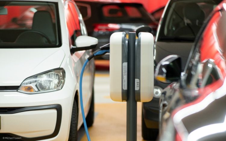 Blog - Electric vehicle sales in Latin America: A slower but growing trend Electric vehicle sales in Latin America: A slower but growing trend - Frotcom