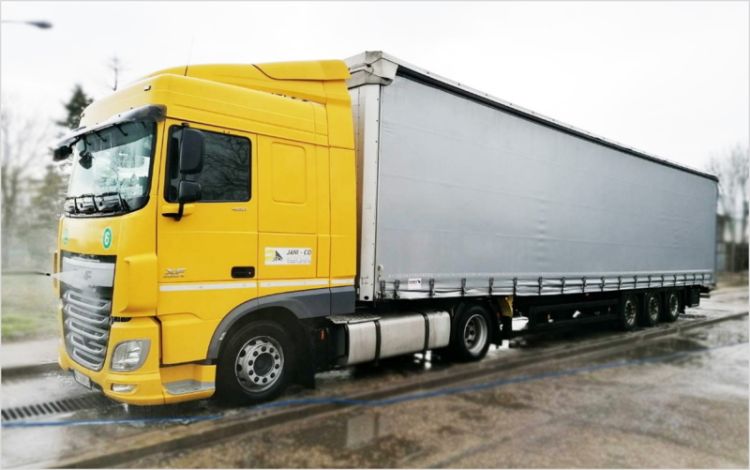 Blog post - Jani-Co Logistic optimizes fleet productivity using Frotcom's API Jani-Co Logistic optimizes fleet productivity using Frotcom's API - Frotcom